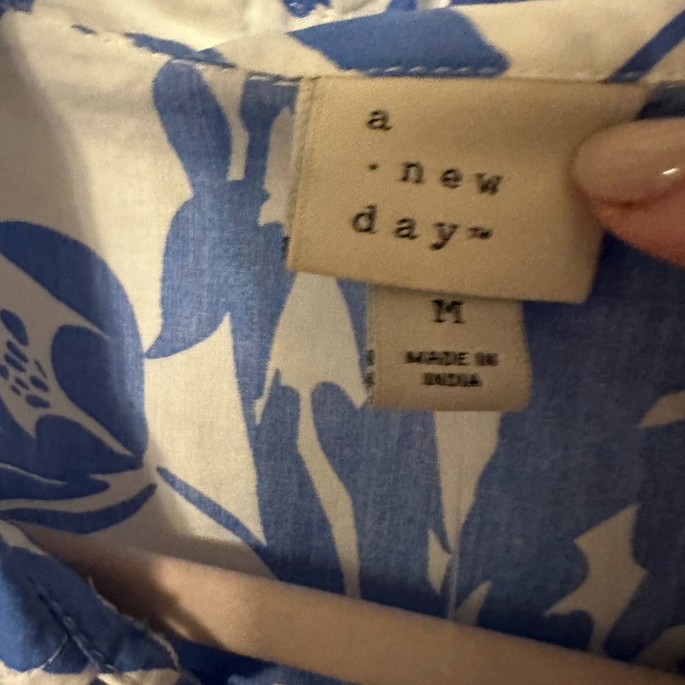 A New Day Blue and White Floral Cotton Dress with Pockets sz M - Picture 4 of 8